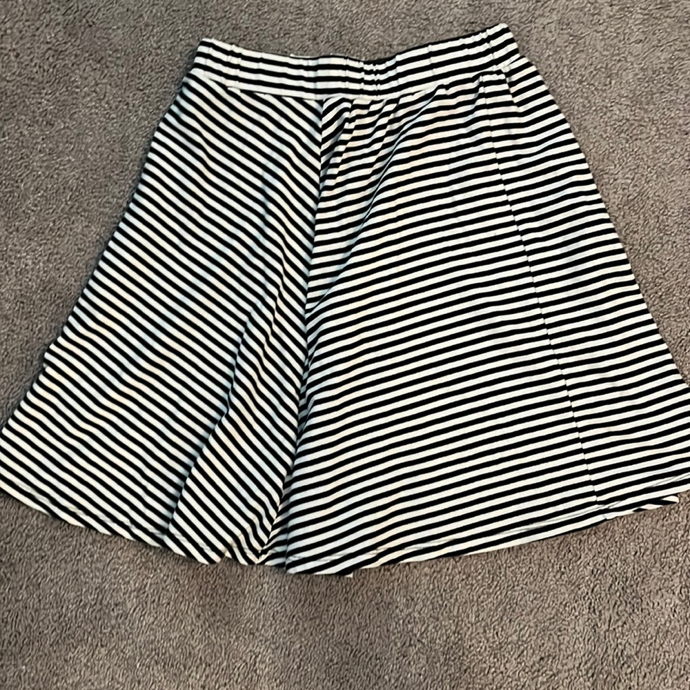 Black & White Stripe skirt